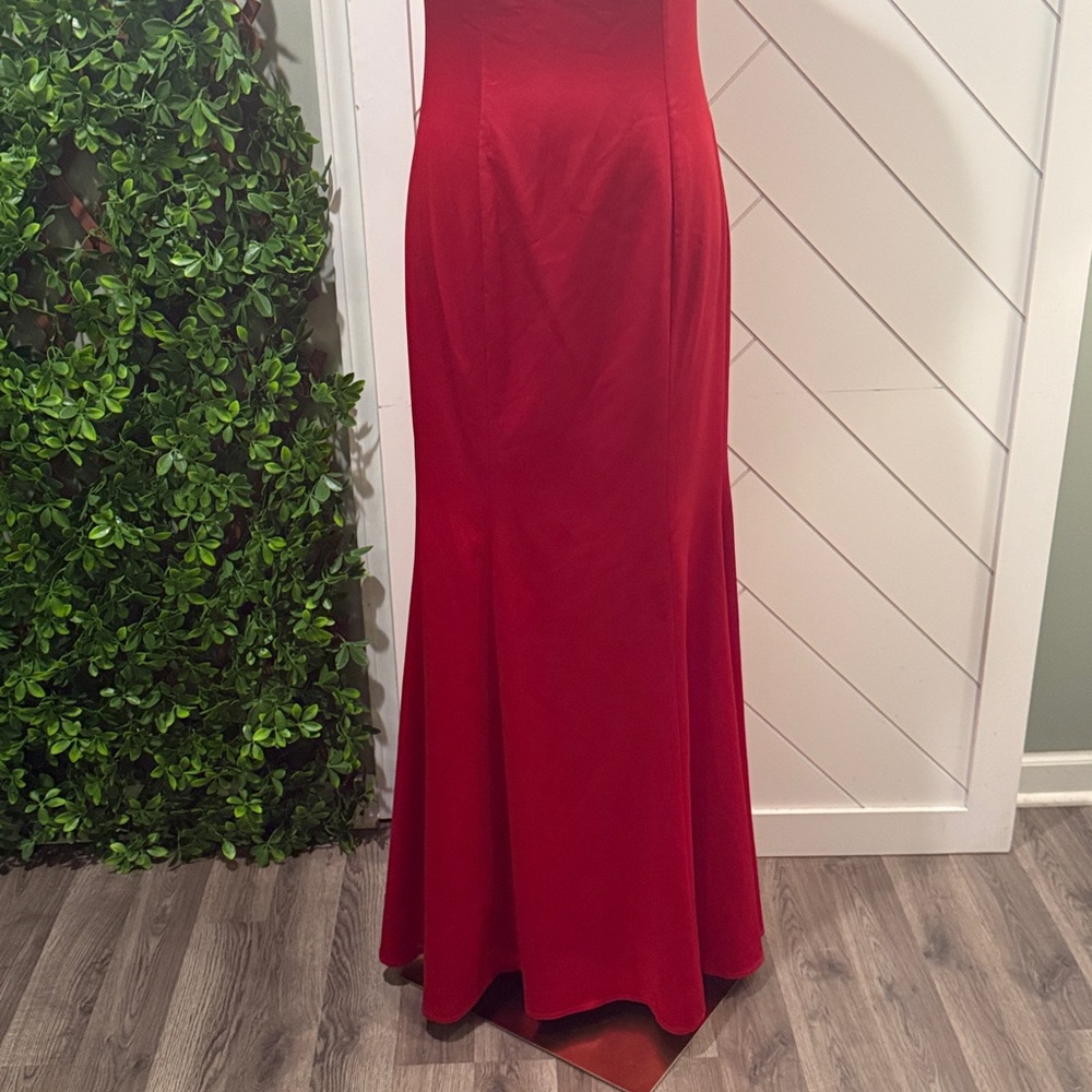 Hearts Run Wild Red Satin Strapless Dress - Picture 7 of 14